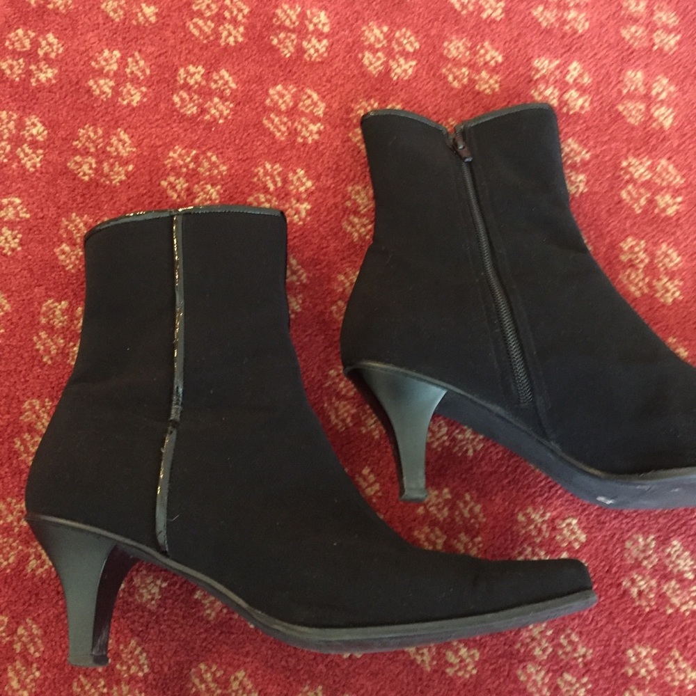 Stuart Weizmann Waterproof Booties Size 10 - image 3